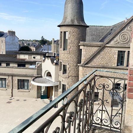 La Belle Consigne - Appartements Dinan Centre Gare מראה חיצוני תמונה