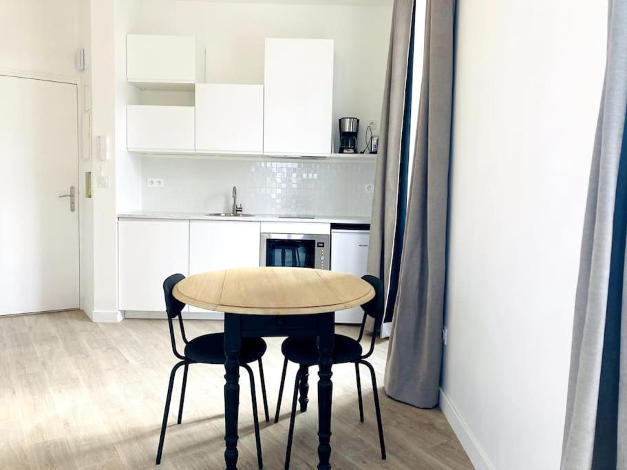La Belle Consigne - Appartements Dinan Centre Gare מראה חיצוני תמונה