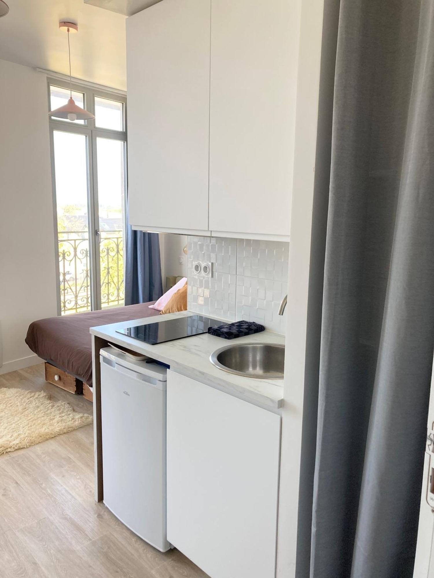 La Belle Consigne - Appartements Dinan Centre Gare מראה חיצוני תמונה