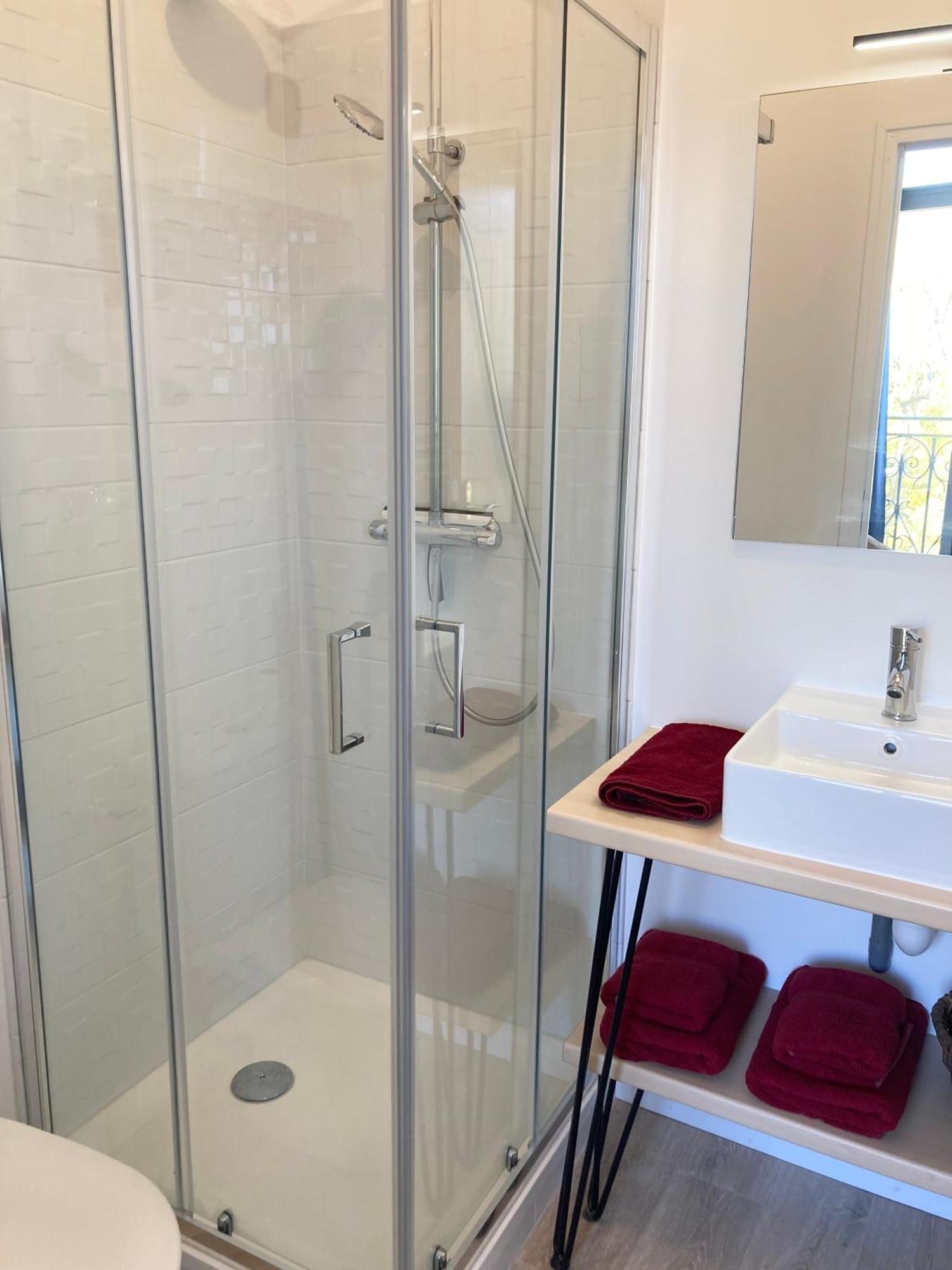 La Belle Consigne - Appartements Dinan Centre Gare מראה חיצוני תמונה