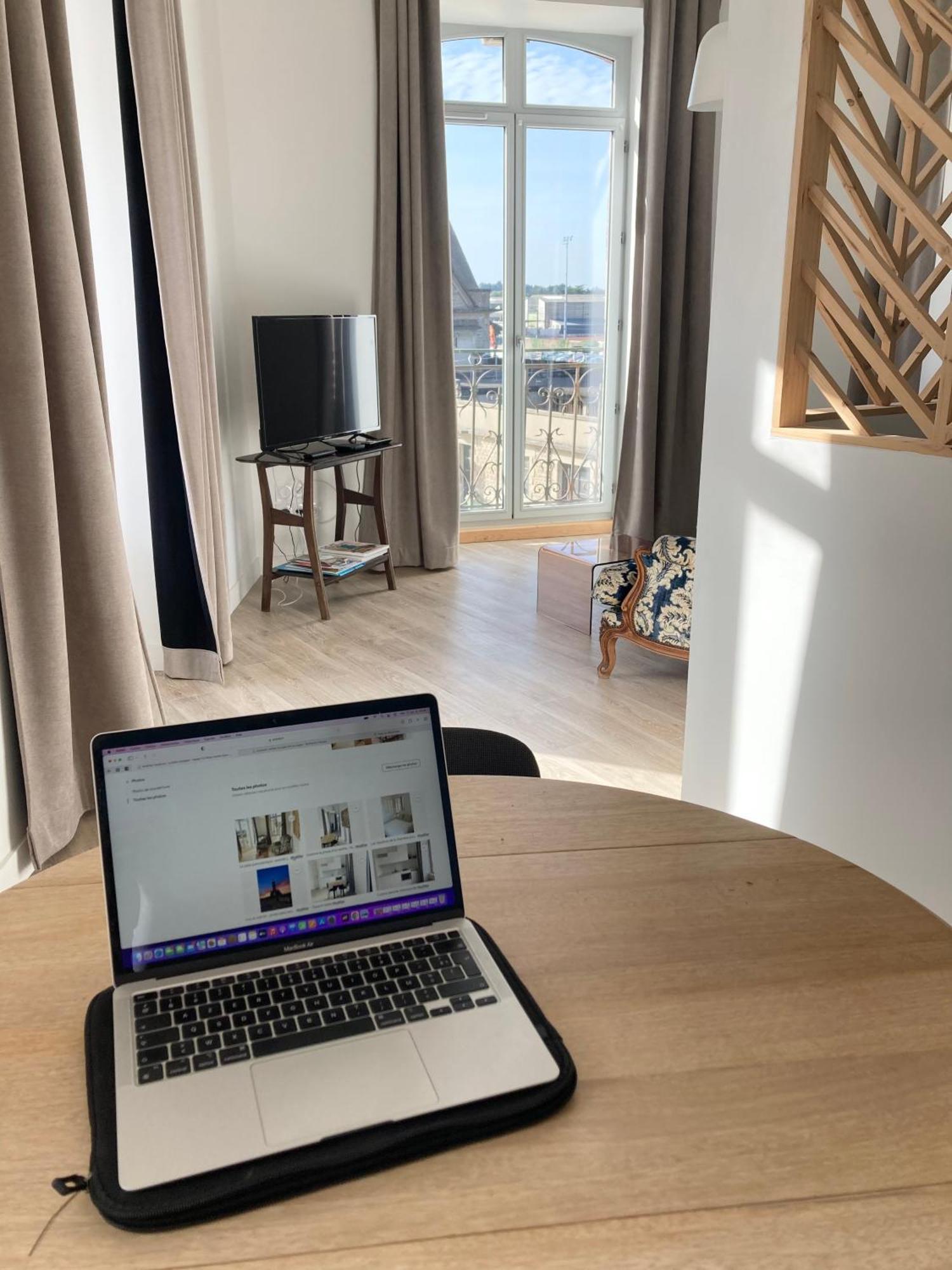 La Belle Consigne - Appartements Dinan Centre Gare מראה חיצוני תמונה